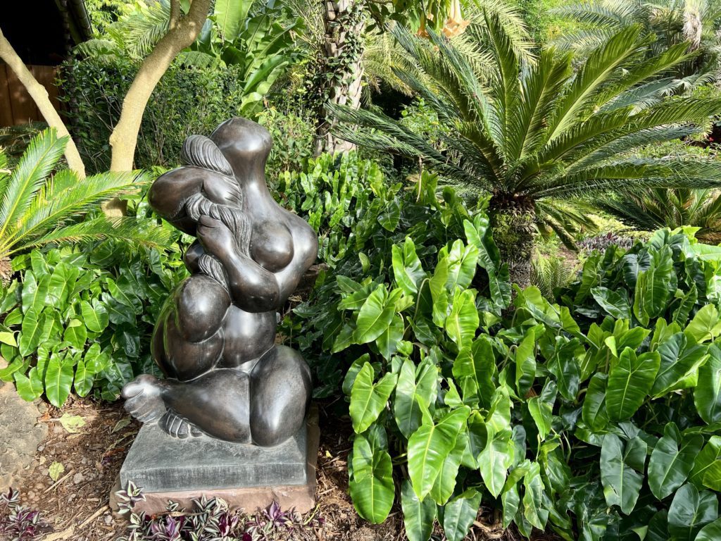 photo of Jeune Fille Se Coiffant by Balthasar Lobo in Lanai Hawaii