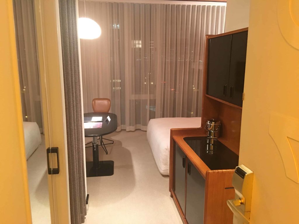 Hotel-StandardHighline01